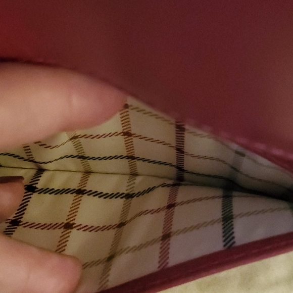 Coach bifold signature C slim wallet or checkbook - Picture 9 of 9